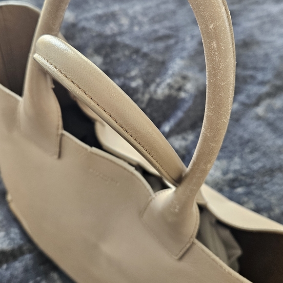 Givenchy Large   Leather Tote - Picture 11 of 11